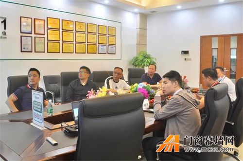 湖南省國防科技工業局技術開發中心主任一行蒞臨合和集團參觀考察，共探技術合作新機遇